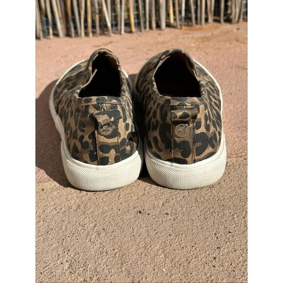 Tommy Bahama women's leopard print brown black canvas slip-on loafers boat shoes - Picture 4 of 11